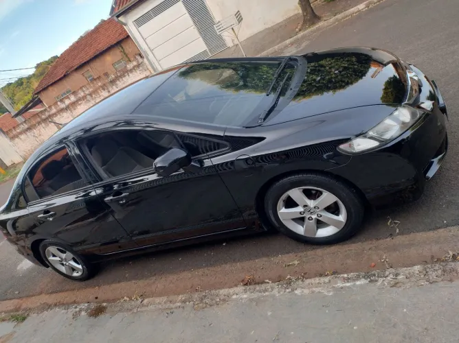 Honda Civic Sedan LXS 1.8/1.8 Flex 16V Aut. 4P 2009