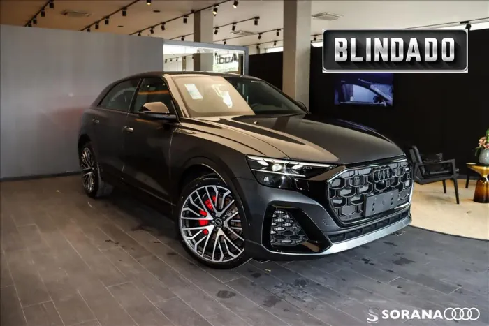 Audi Q8 2025