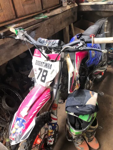 Moto de trilha criança 