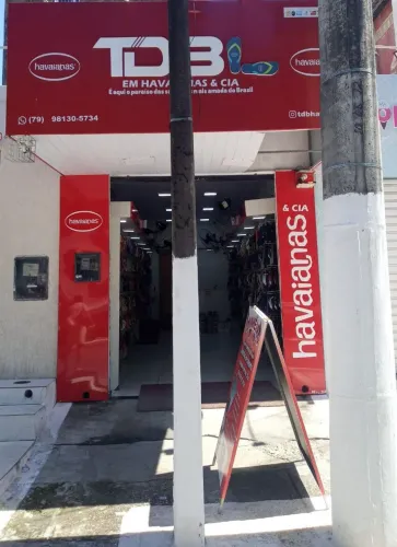Passo ponto de uma loja de havaianas na Farolândia