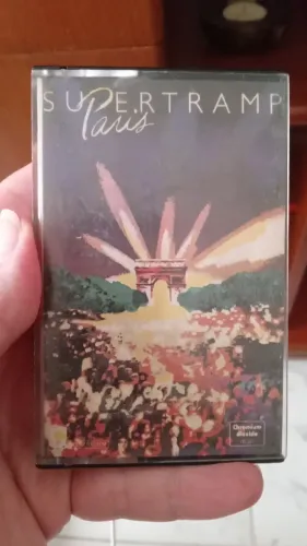 Fita K7 Supertramp Paris anos 80. Ler descrição.