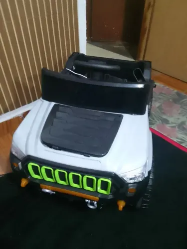Carrinho elétrico novo porem bateria parou de carregar