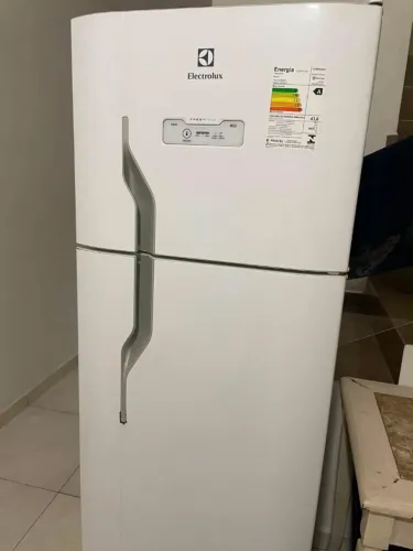 Geladeira Electrolux DFN39 - 110V // IMPECÁVEL