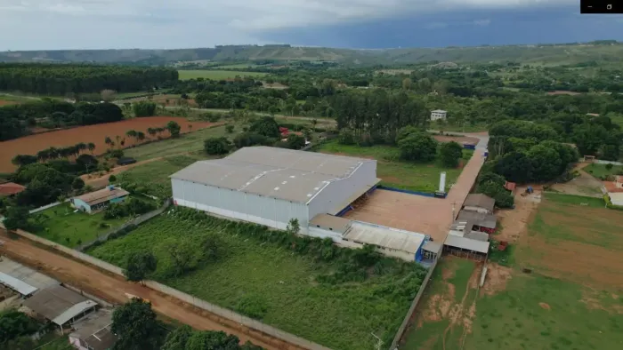 Galpão Logístico com HABÍTE-SE, são 4.200m² Pé Dir. 12 m, 8 Docas, 3.417 porta pallets, Gu