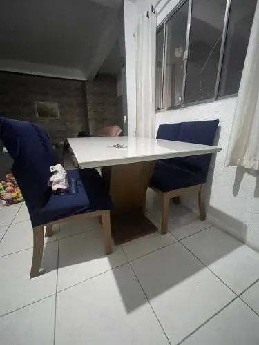 Mesa de cozinha 4 cadeiras