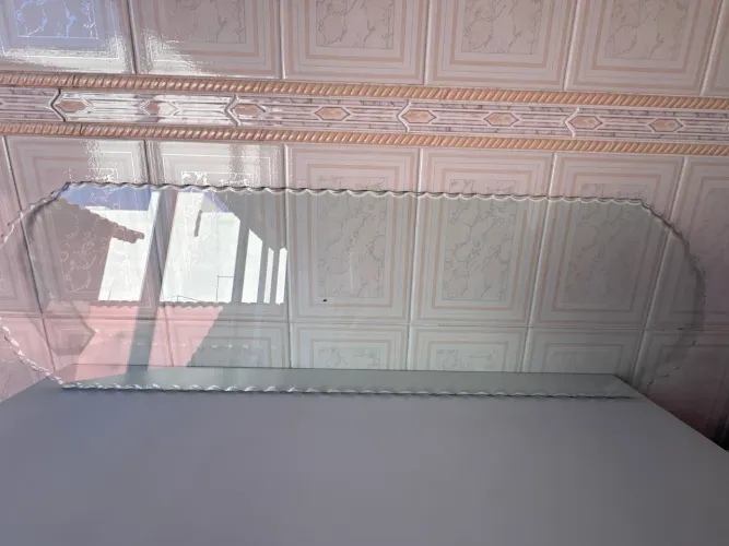 VIDRO DECORATIVO PARA APARADOR 1,40 x 0,40 COM DETALHES ONDULADOS NAS BORDAS!