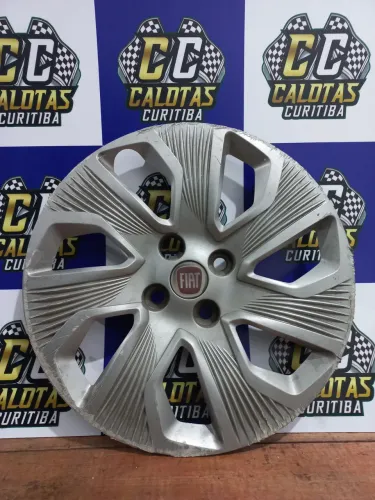 Calota Fiat Grand Siena aro 15 original usada. R$30,00 a calota. Disk entrega
