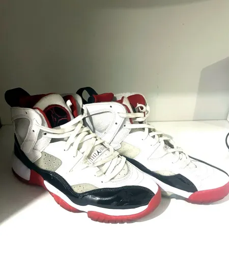 Air Jordan Two Trey Branco/Preto/Vermelho - Tam. 43