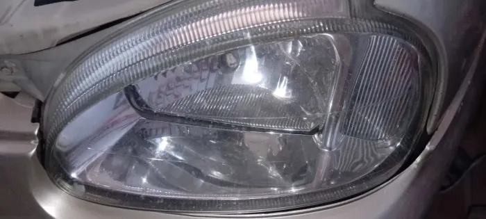 Farol corsa classic 2006/ lado motorista