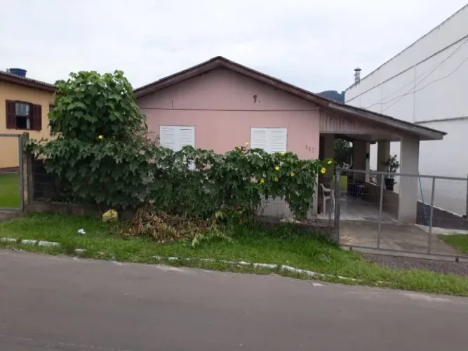 VENDO CASA EM SANTA ROSA DO SUL OU TROCO POR BALNEÁRIO CAMBORIÚ
