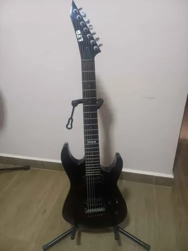 Guitarra LTD M17