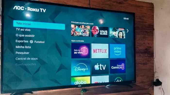 Caixa de som + tv smart ruku de 43 polegadas