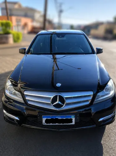 Mercedes-Benz C-200 CGI Avantgarde 1.8 16V 184cv Aut. 2013