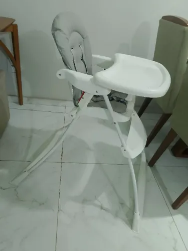 Cadeira de alimentação de bebê