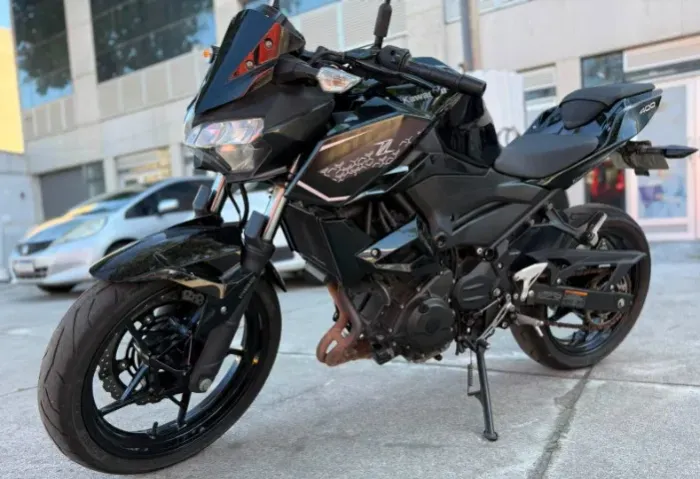 Kawasaki Z400 2024 Impecavel Aceito Trocas e Finanico . 