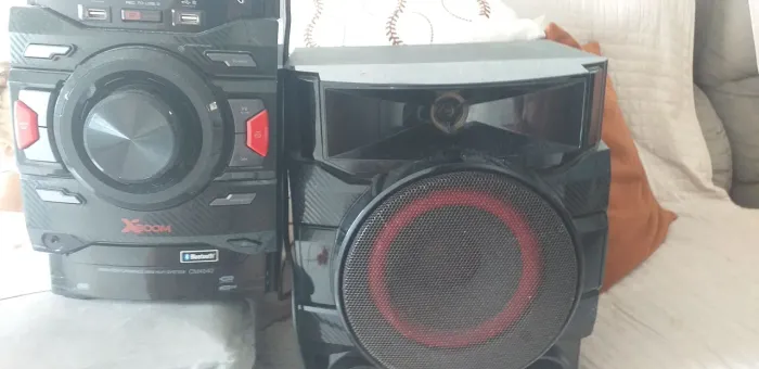 Vendo um som marca LG todo bem conservado no valor que cabe no seu orçamento