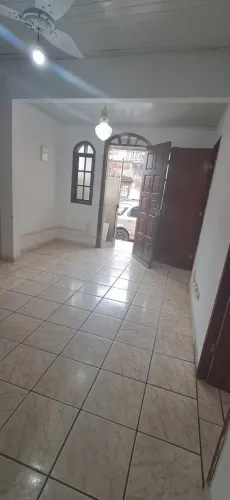 Aluguel de casa no barro vermelho