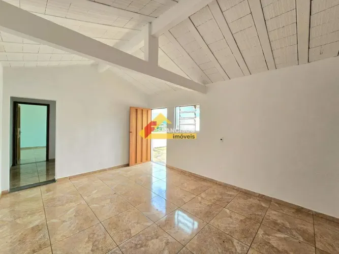 Casa à venda, 1 quarto, 2 vagas, Das Oliveiras - Divinópolis/MG