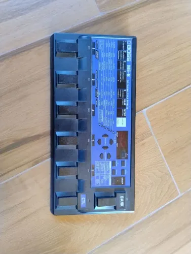 Pedaleira BOSS - ME-8 - Guitarra