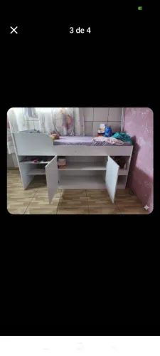 Cama infantil com escrivaninha