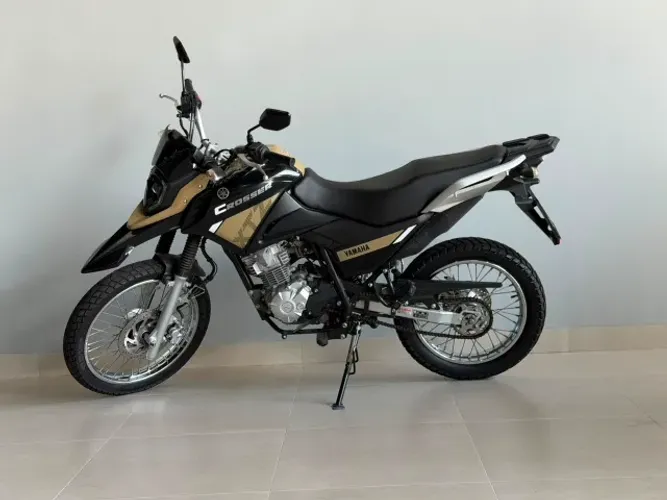 Vendo ou Troco XTZ 150 Crosser 2024 Apenas 16.831 Km rodados Abaixo da Fipe