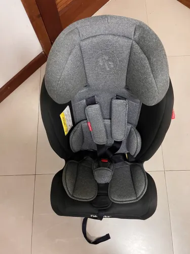 Cadeirinha Fisher Price all stages isofix