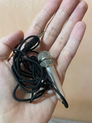 Mini microfone para celular