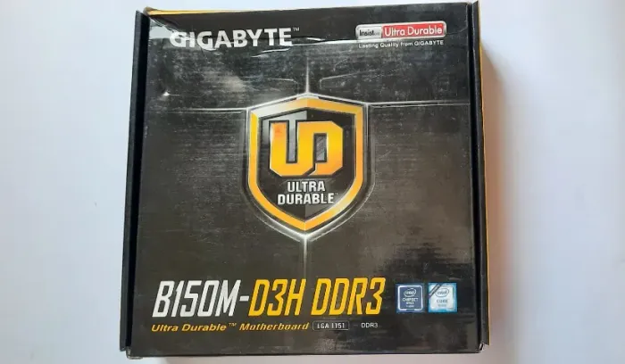 Kit Placa Mãe GIGABYTE + Processador + Memória RAM (usado)