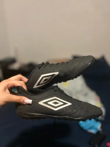 CHUTEIRA UMBRO NEO STRIKER