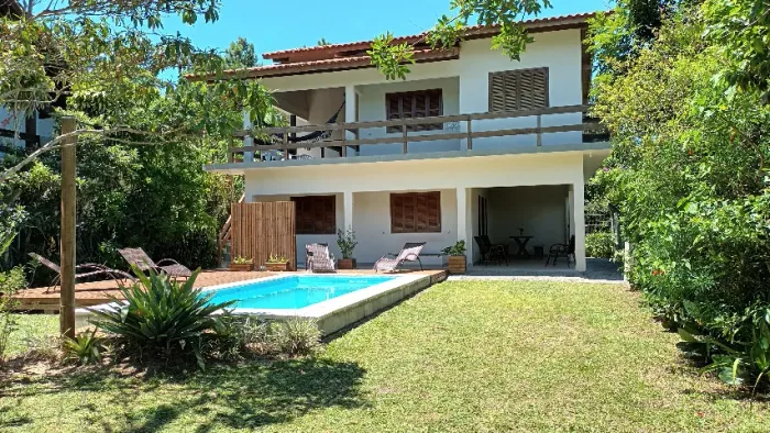 Casa para Alugar na Praia da Ferrugem  - Garopaba - SC.