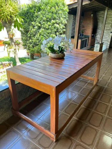 VENDO MESA DE MADEIRA