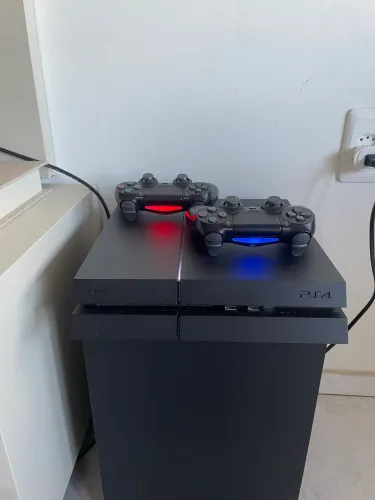 PS4 408 GB FAT SEMI NOVO
