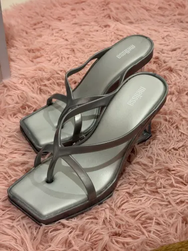 MELISSA GLASS HEEL