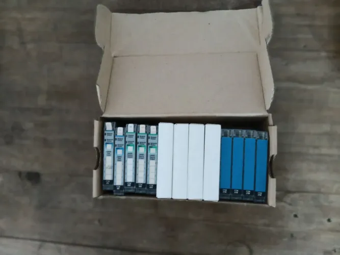 Kit Módulos POINT I/O Allen Bradley 1734-OB8 (4 Novos na Caixa) + IB8/CTM