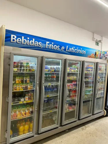 Expositor 5 portas fricon