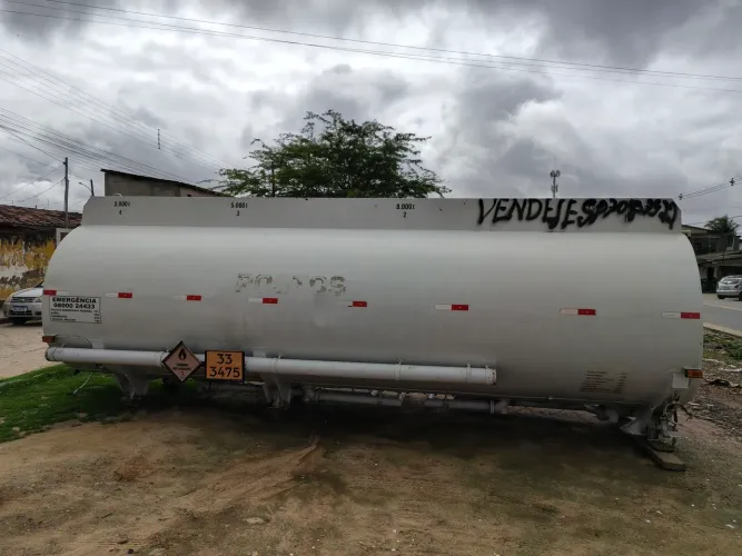 Vendo tanque de combustível (leia o anúncio)