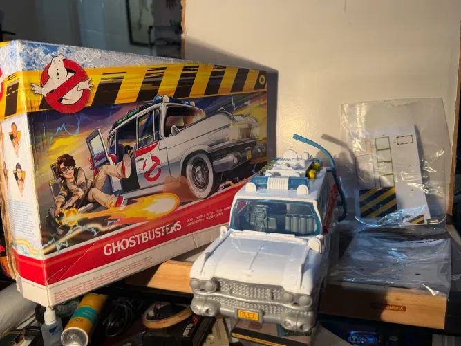 veículo Hasbro Ghostbusters Ecto-1