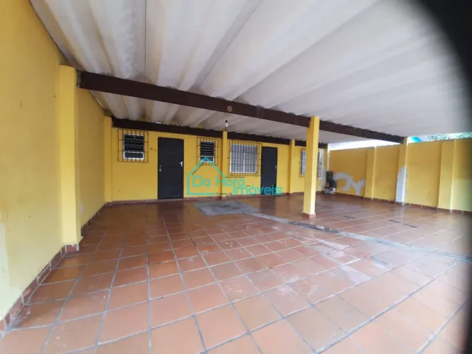 ótima casa ampla com 2 quartos, 2 suítes, 4 vagas de garagem a venda em praia grande