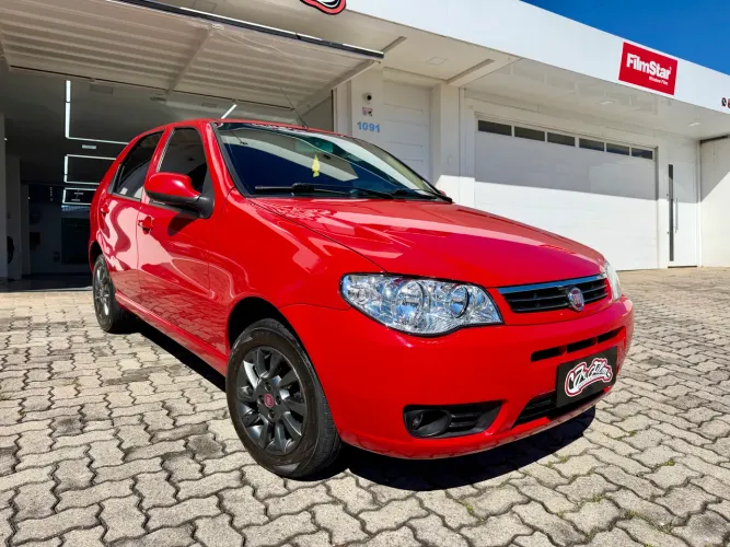 Fiat Palio Celebration 1.0 Fire Flex 8V 4P 2015