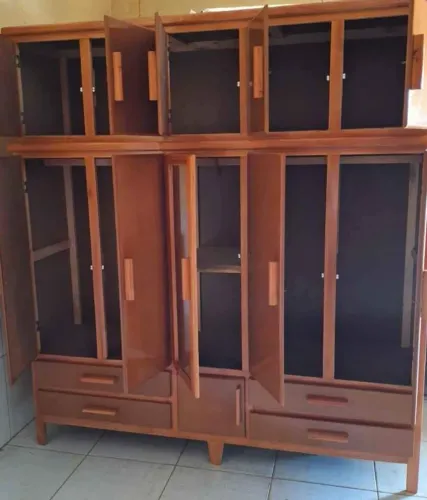 Guarda roupa novo duplex 5 portas faço entrega 1700.. entrega a combinar