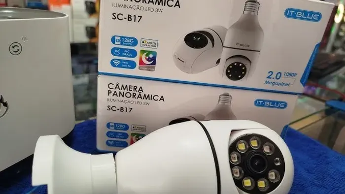 Câmera de segurança Wi-Fi lâmpada giratória Anatel com visão noturna