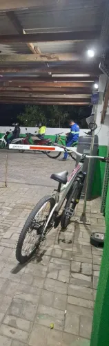 Vendo bicicleta aro 29 seminova