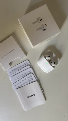 Airpods 4