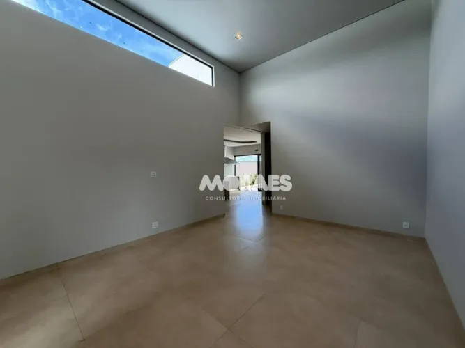 Casa com 3 quartos à venda, 180 m² por R$ 1.500.000 - Residencial Villa de León - Piratini