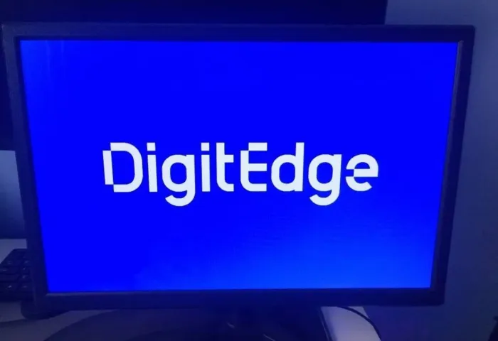 Vendo ou Troco Monitor LED 19.5 Polegadas