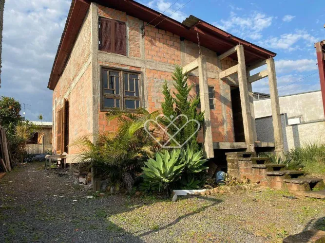 Casa à venda e para locação no bairro Jardim do Cedro em Gravataí com 70m² e piscina
