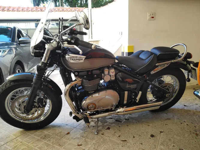 Triumph 1200 cc bonneville 25/25 imperdivel