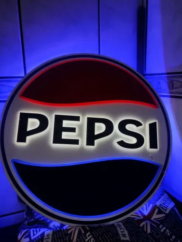 Luminária da Pepsi