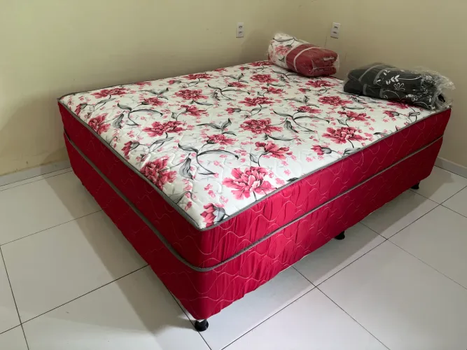 Cama QUEEN