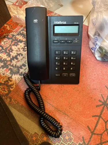 Telefone IP VoIP Intelbras TIP 125i.